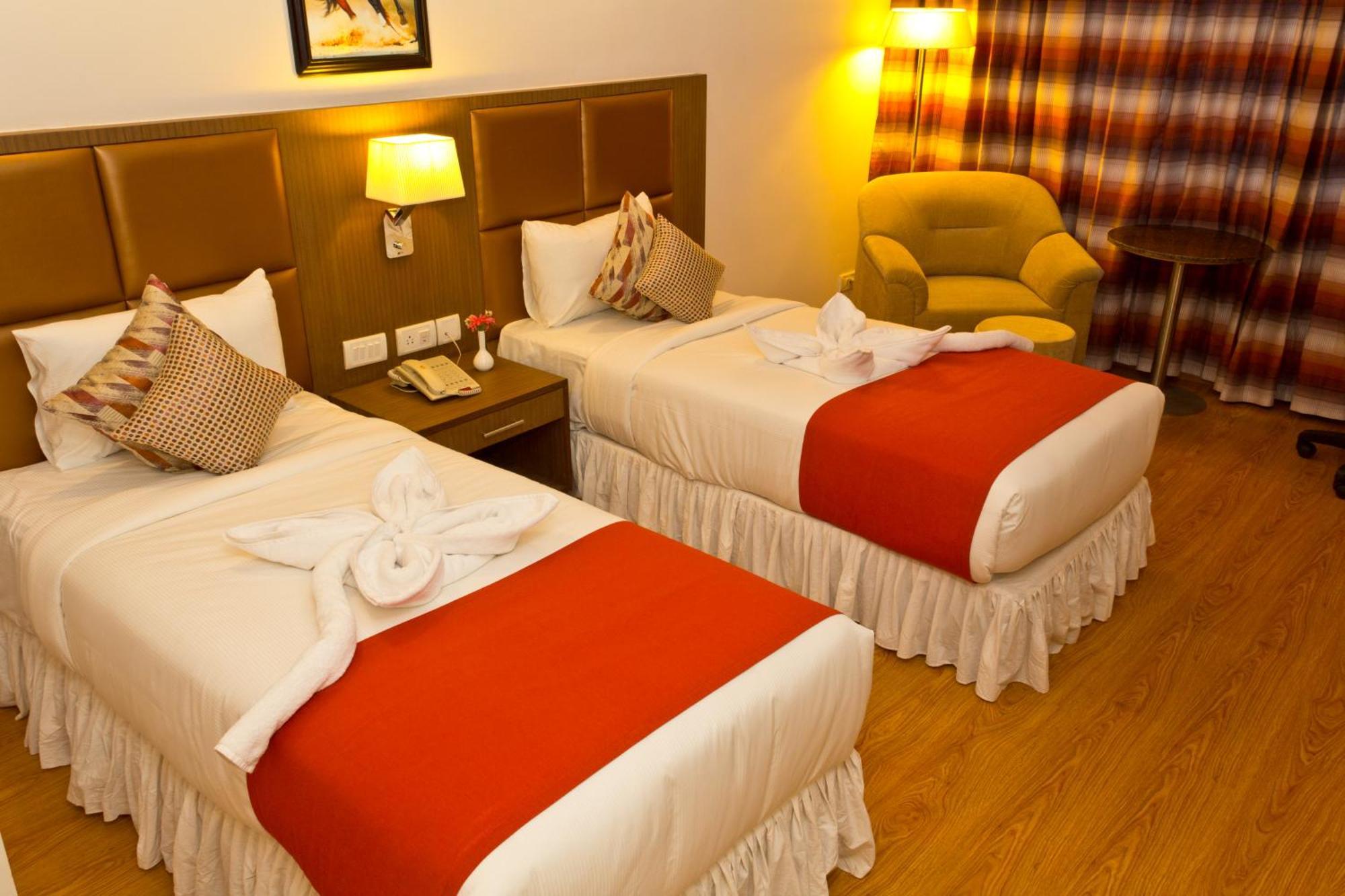 The Atrium Boutique Hotel Májszúr Kültér fotó