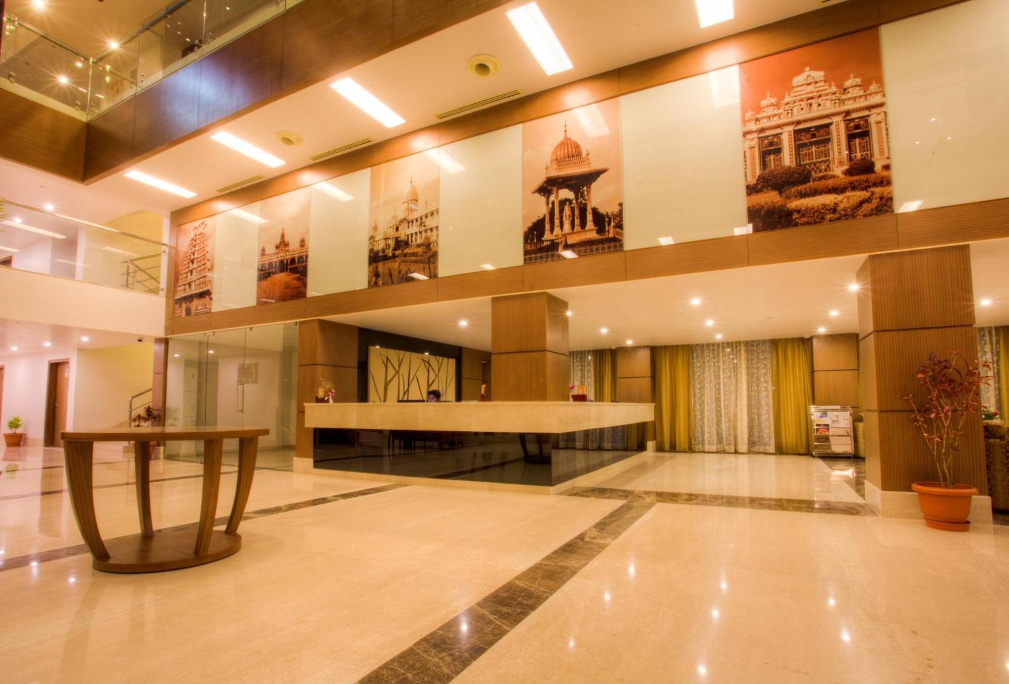 The Atrium Boutique Hotel Májszúr Kültér fotó