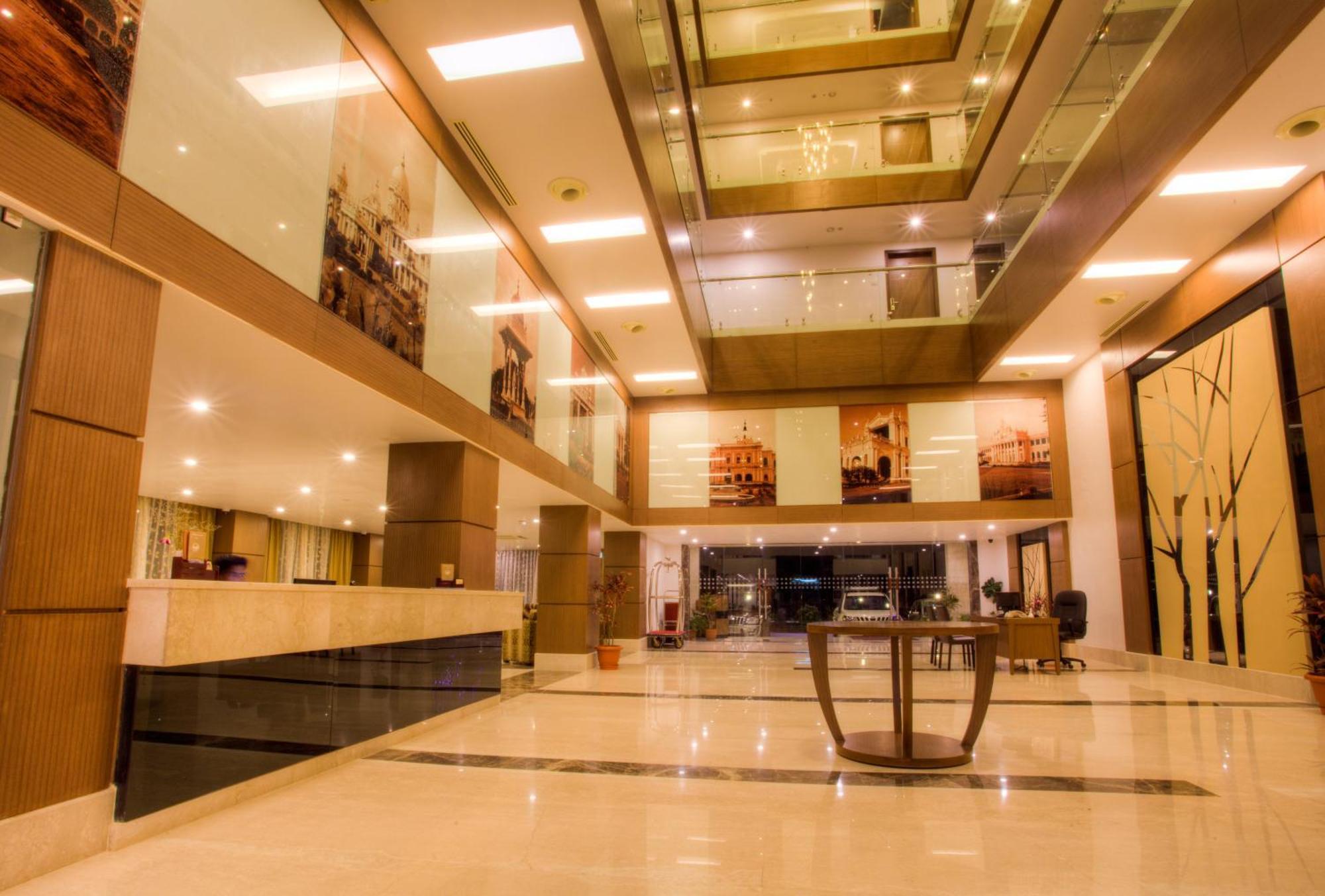 The Atrium Boutique Hotel Májszúr Kültér fotó