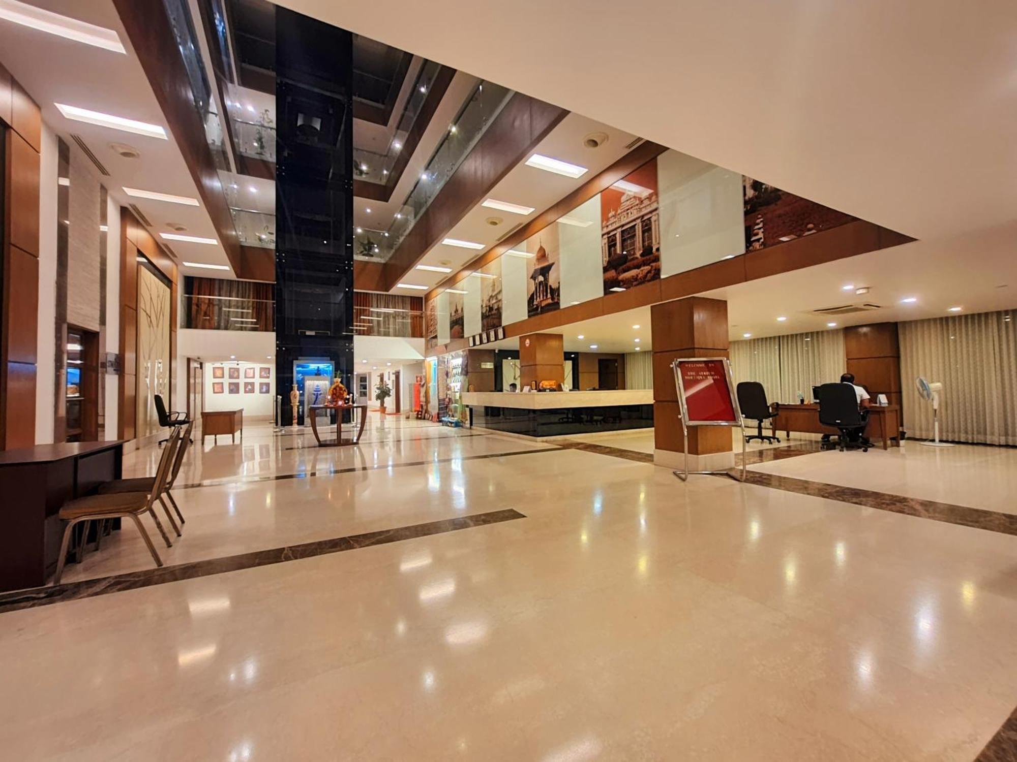 The Atrium Boutique Hotel Májszúr Kültér fotó